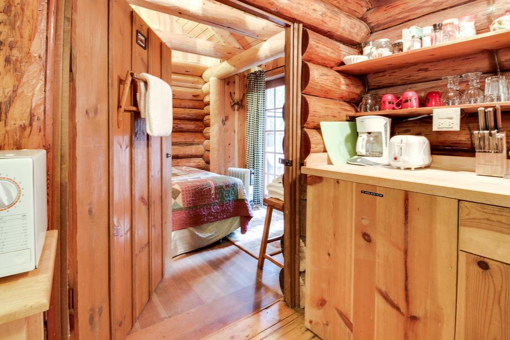 Zoe'S Log Cabin Welches Exterior photo