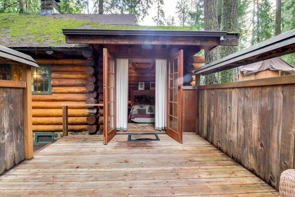 Zoe'S Log Cabin Welches Exterior photo